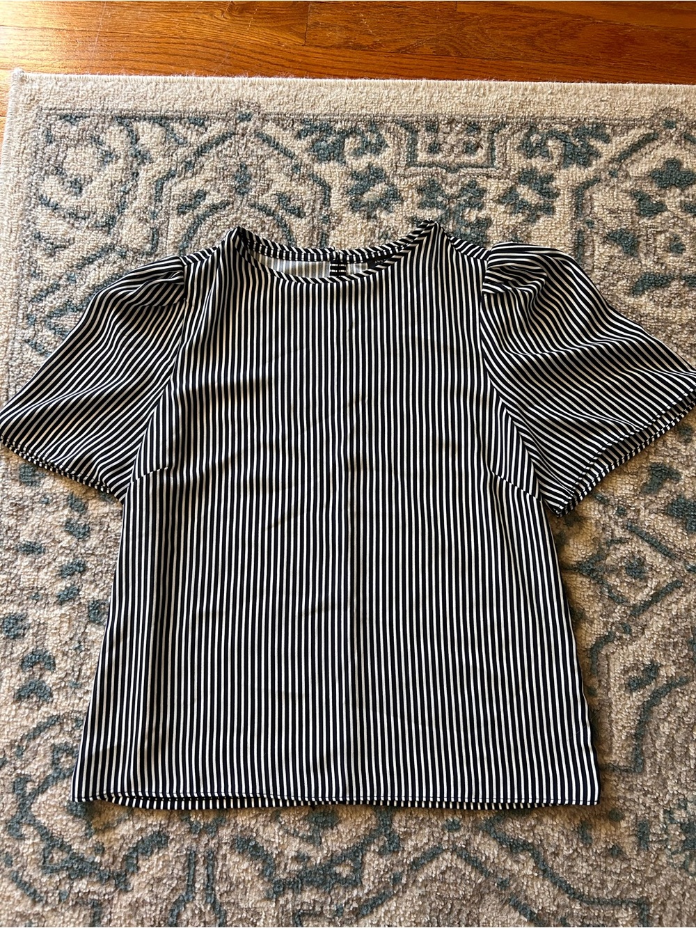Ann Taylor Black and White Vertical Stripe Puff Sleeve Top